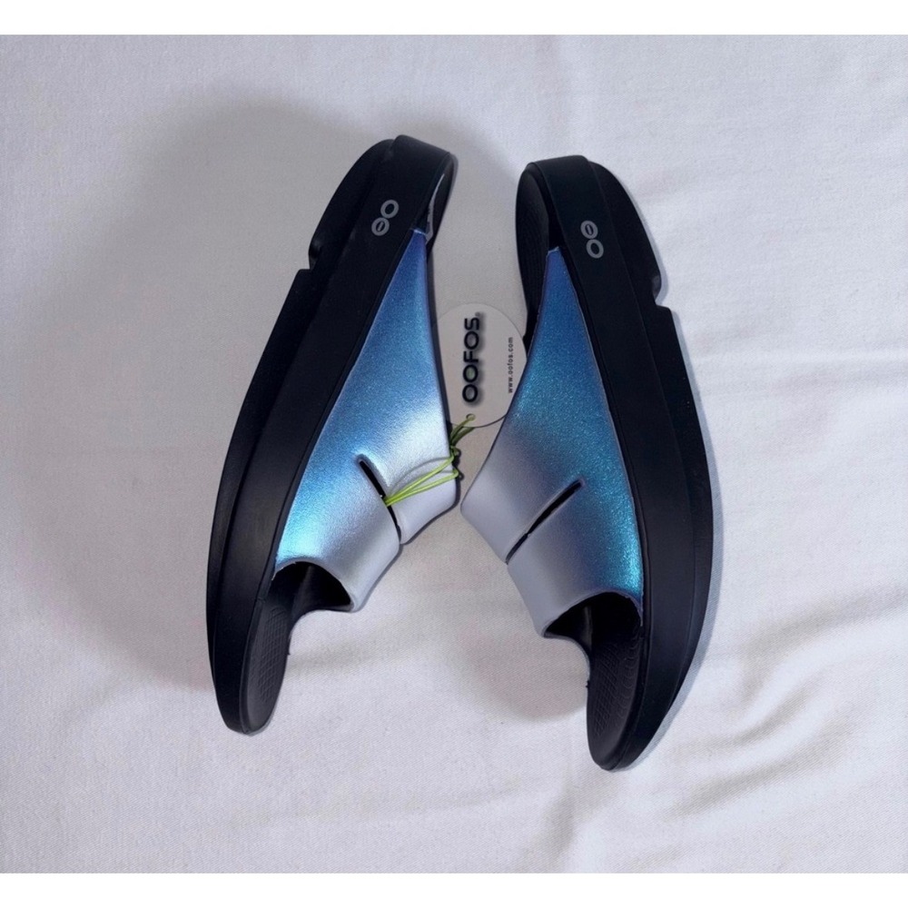 OOFOS OOAHH Luxe Slides 8 Frost Iridescent Blue Silver NEW Recovery Sandals 1101 - Picture 3 of 8